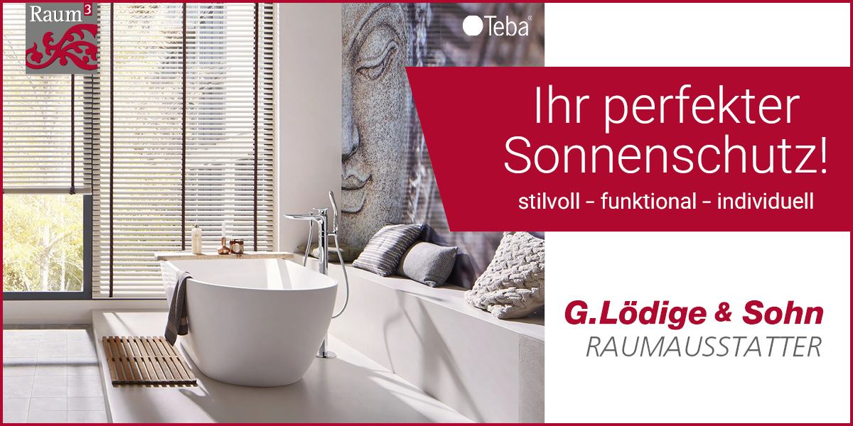 Ihr perfekter Sonnenschutz. Eine Jalousie am Fenster in einem modernen Bad.